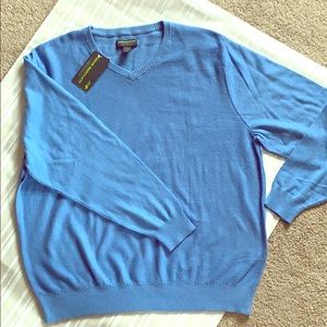 John Bartlett men’s blue knit sweater.
